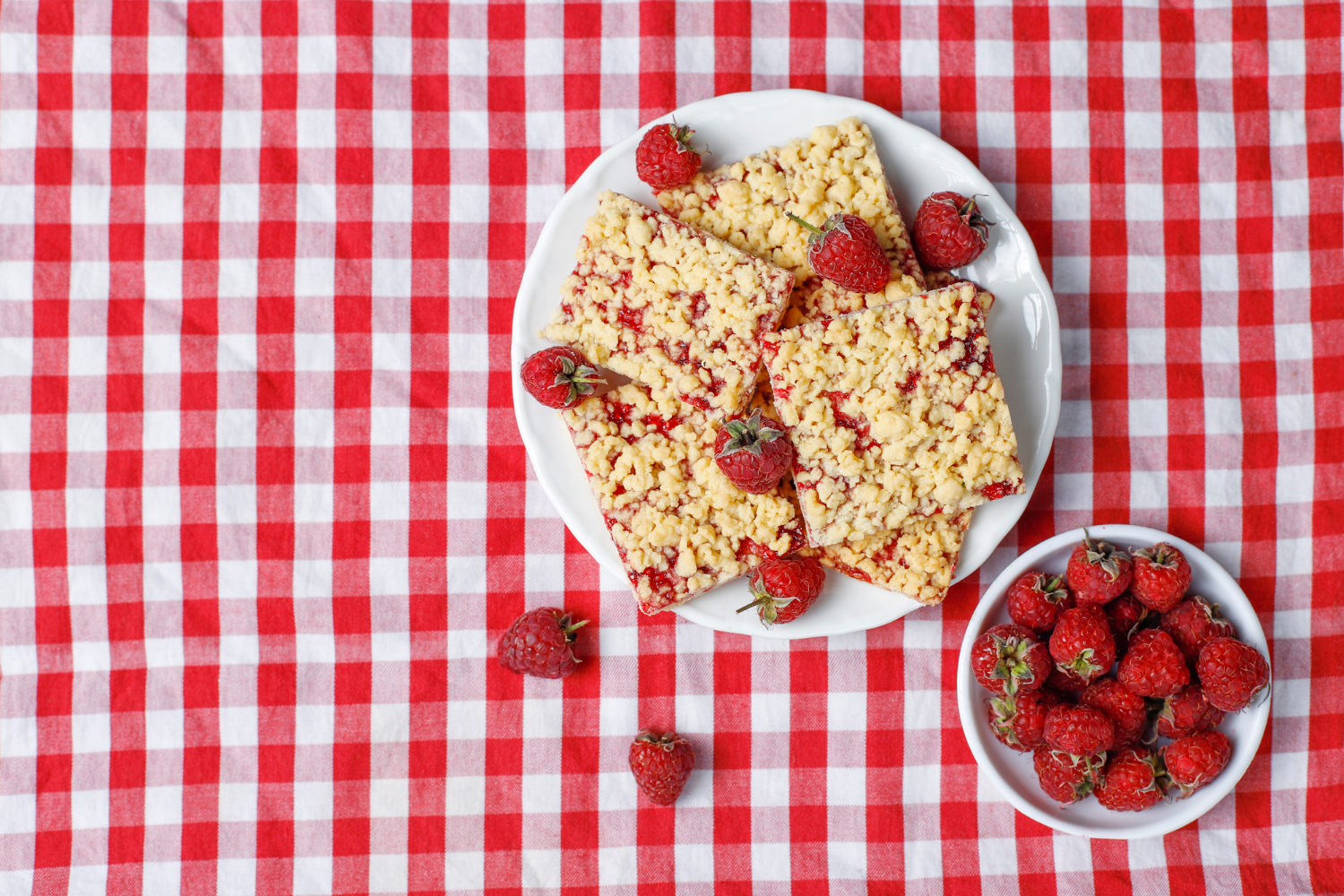 Strawberry Crumble